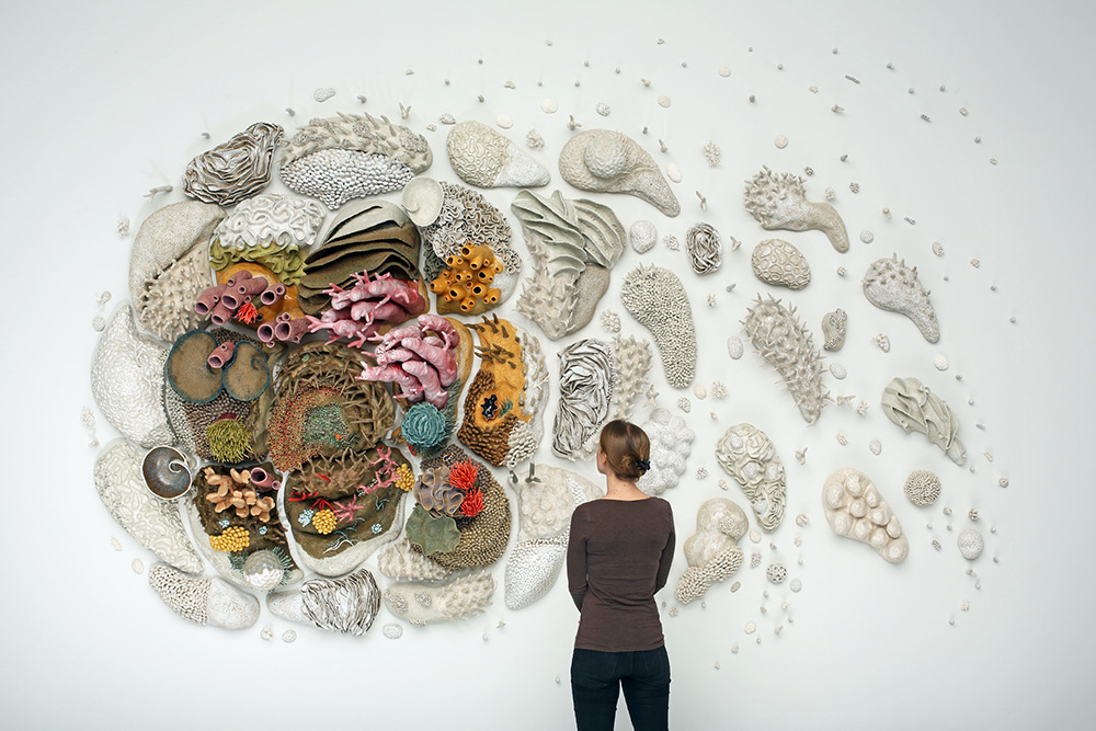 large-scale-ceramic-sculpture-raise-awareness-on-devastation-of-coral-reefs (2)