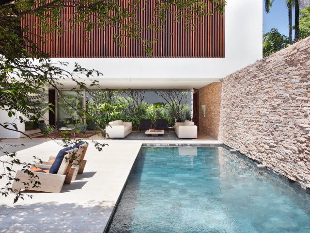 Modern AH House in Brazil by Studio Guilherme Torres7